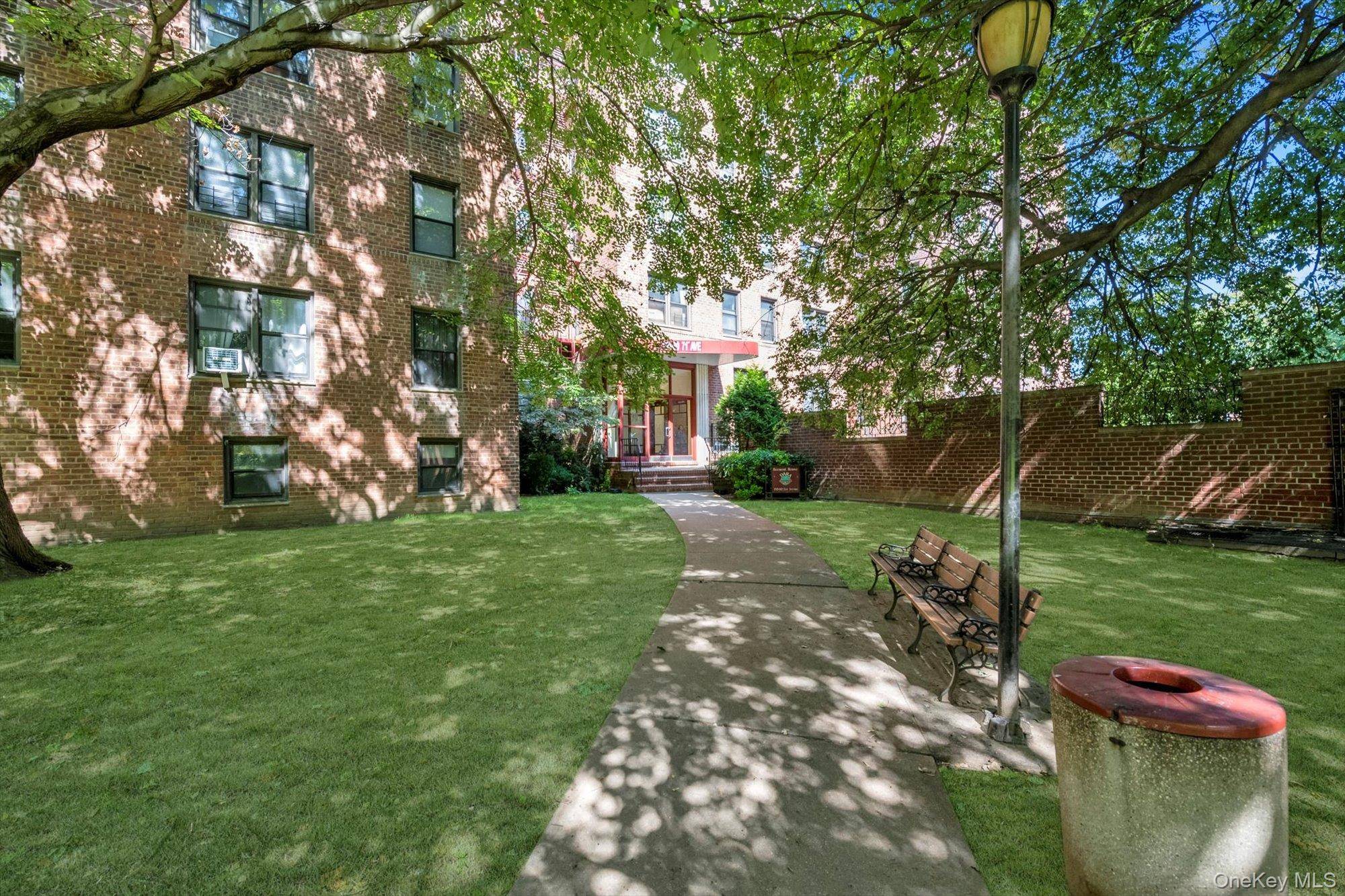 15030 71st AVE #2D, Flushing, NY 11367