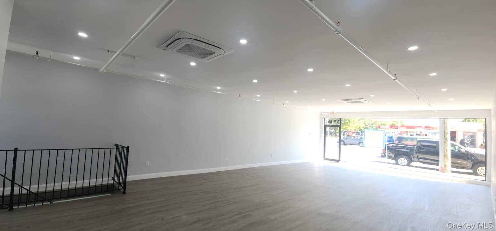 660 Port Washington BLVD, Port Washington, NY 11050