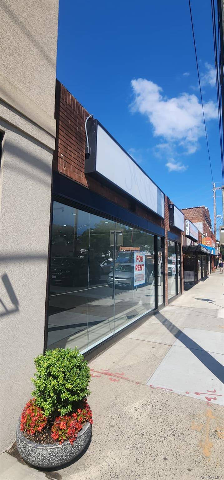 660 Port Washington BLVD, Port Washington, NY 11050