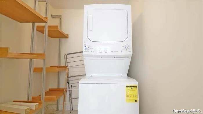 132-03 Sanford AVE #8M, Flushing, NY 11355