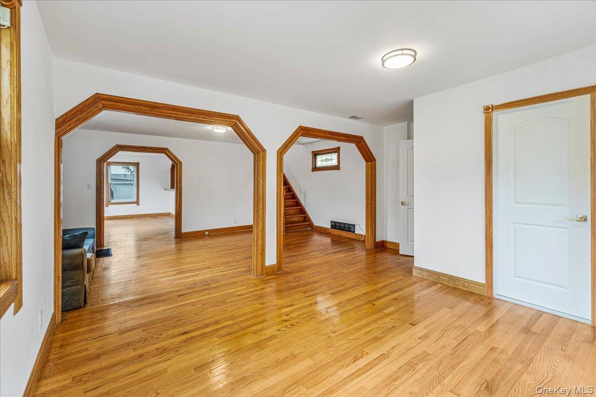 9001 215th ST, Queens Village, NY 11428