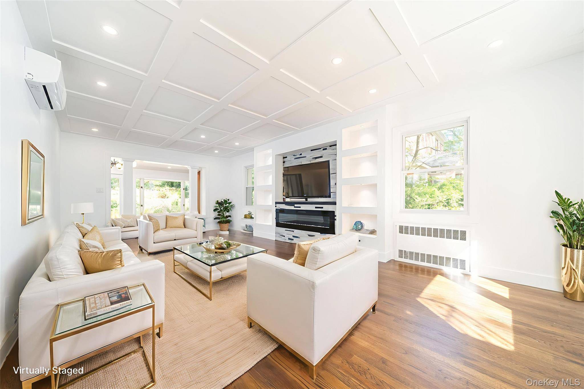 8632 Midland Pkwy, Jamaica Estates, NY 11432
