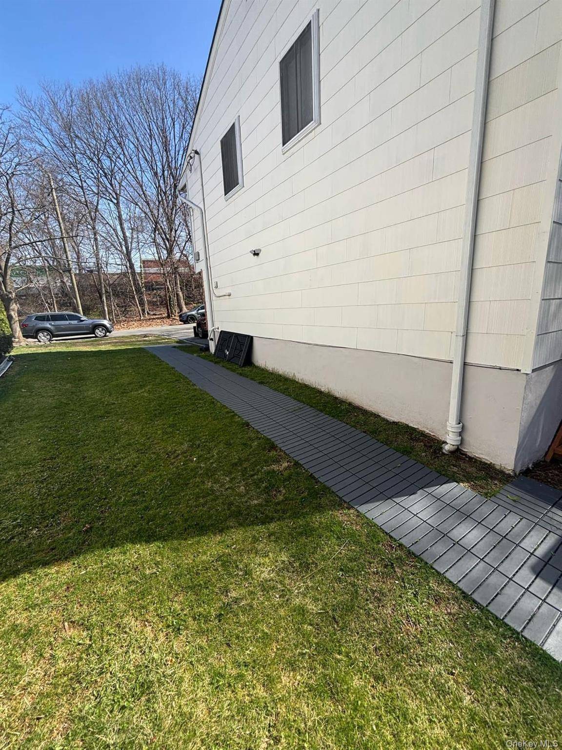 12 Bacon PL, Yonkers, NY 10710