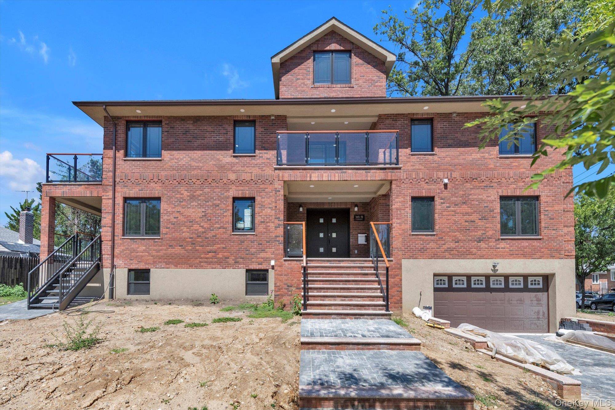 16515 Cross Island Pkwy, Whitestone, NY 11357