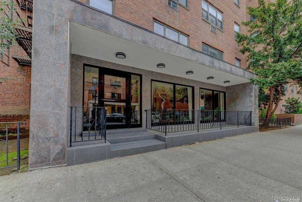 99-10 60th AVE #2L, Corona, NY 11368