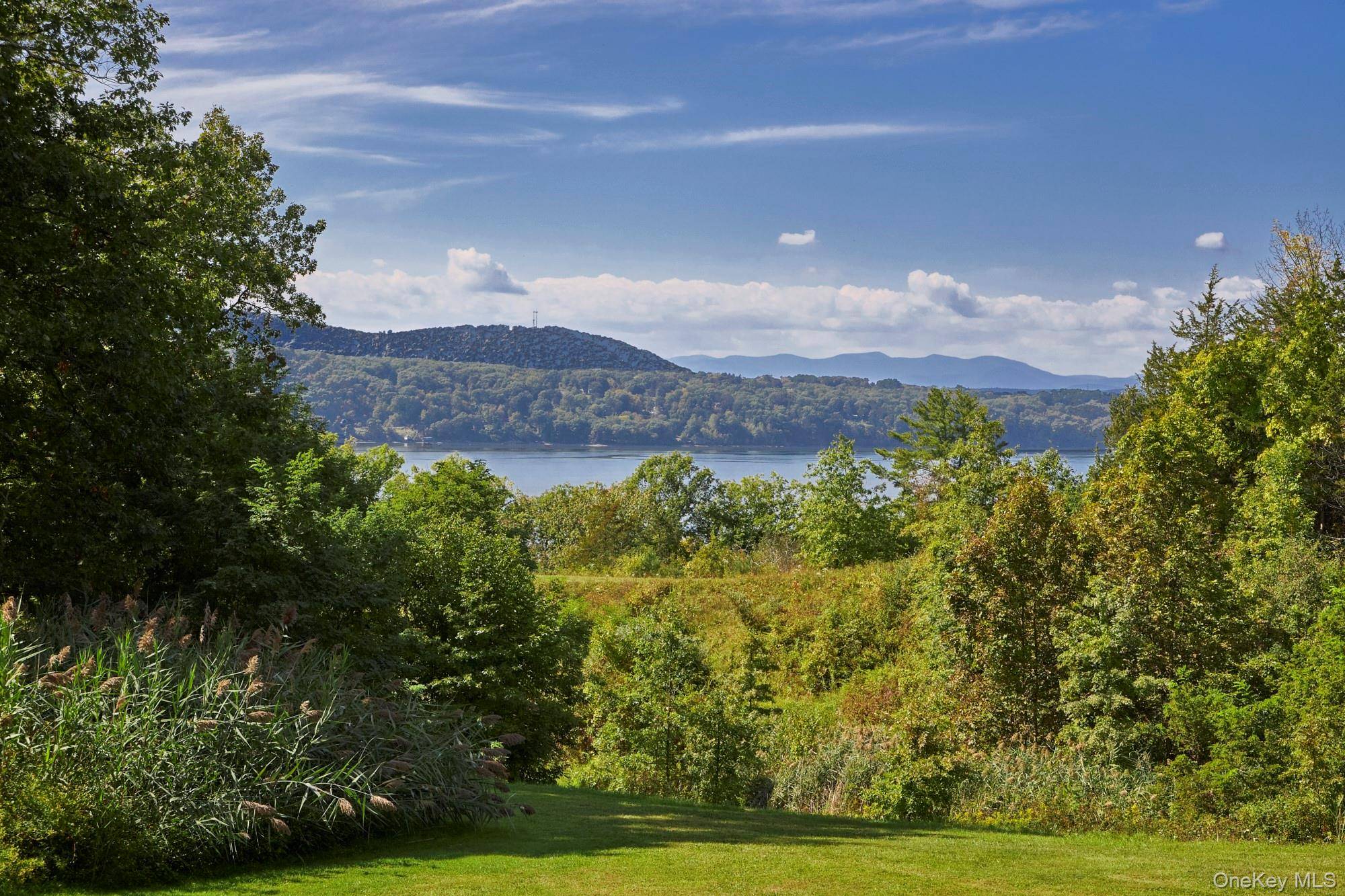 Mill RD, Rhinebeck, NY 12572