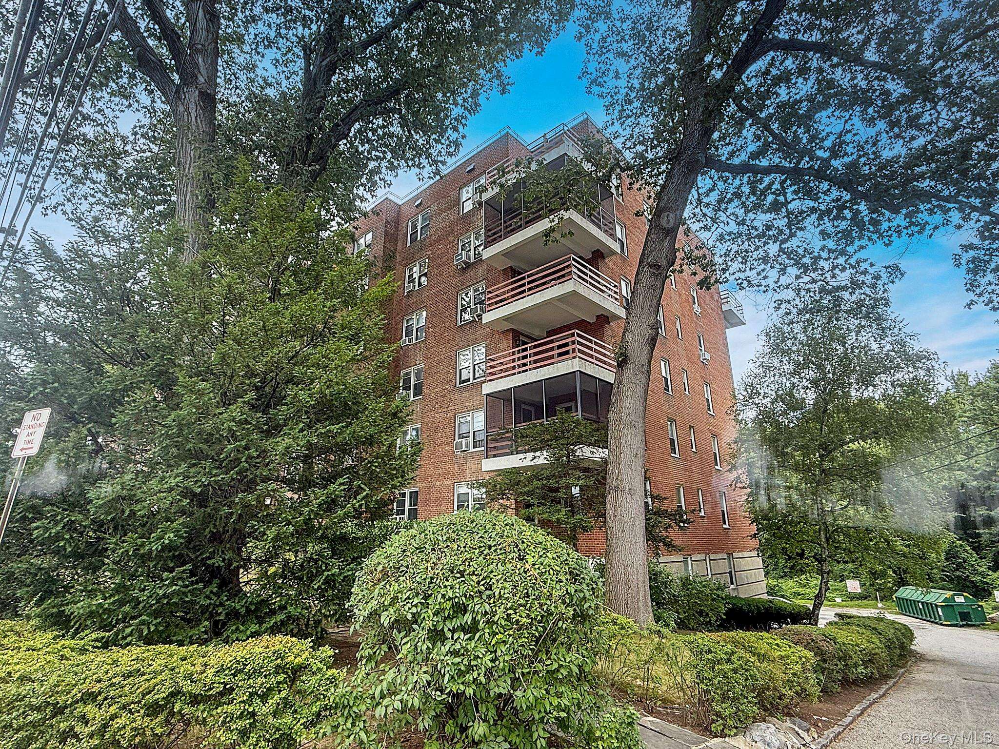 1111 Midland AVE #5J, Bronxville, NY 10708