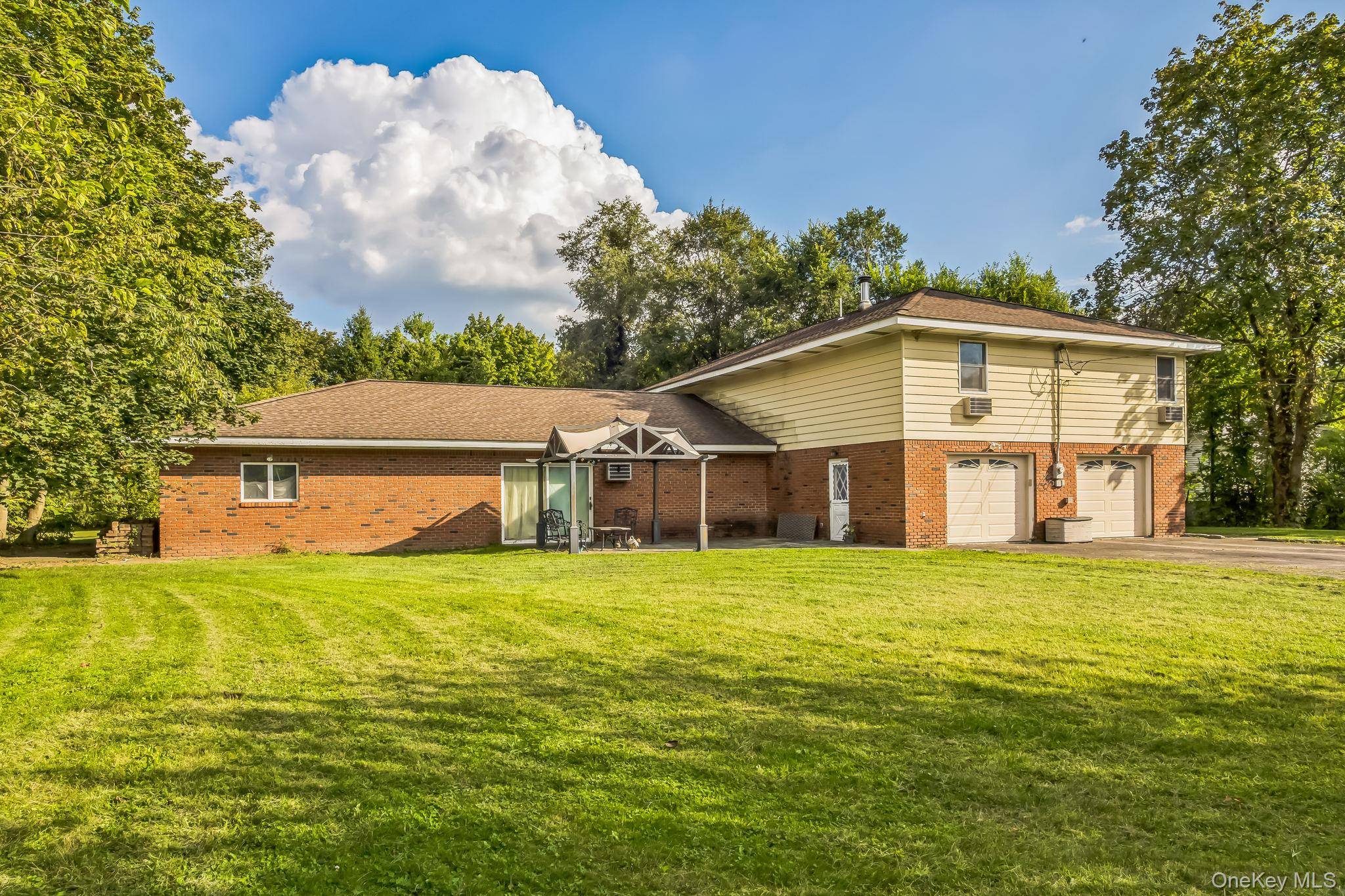 24 New RD, Milton, NY 12547