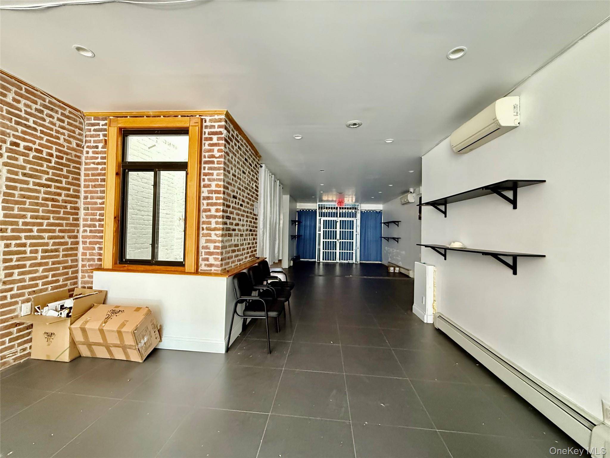 124-03 18th AVE, College Point, NY 11356