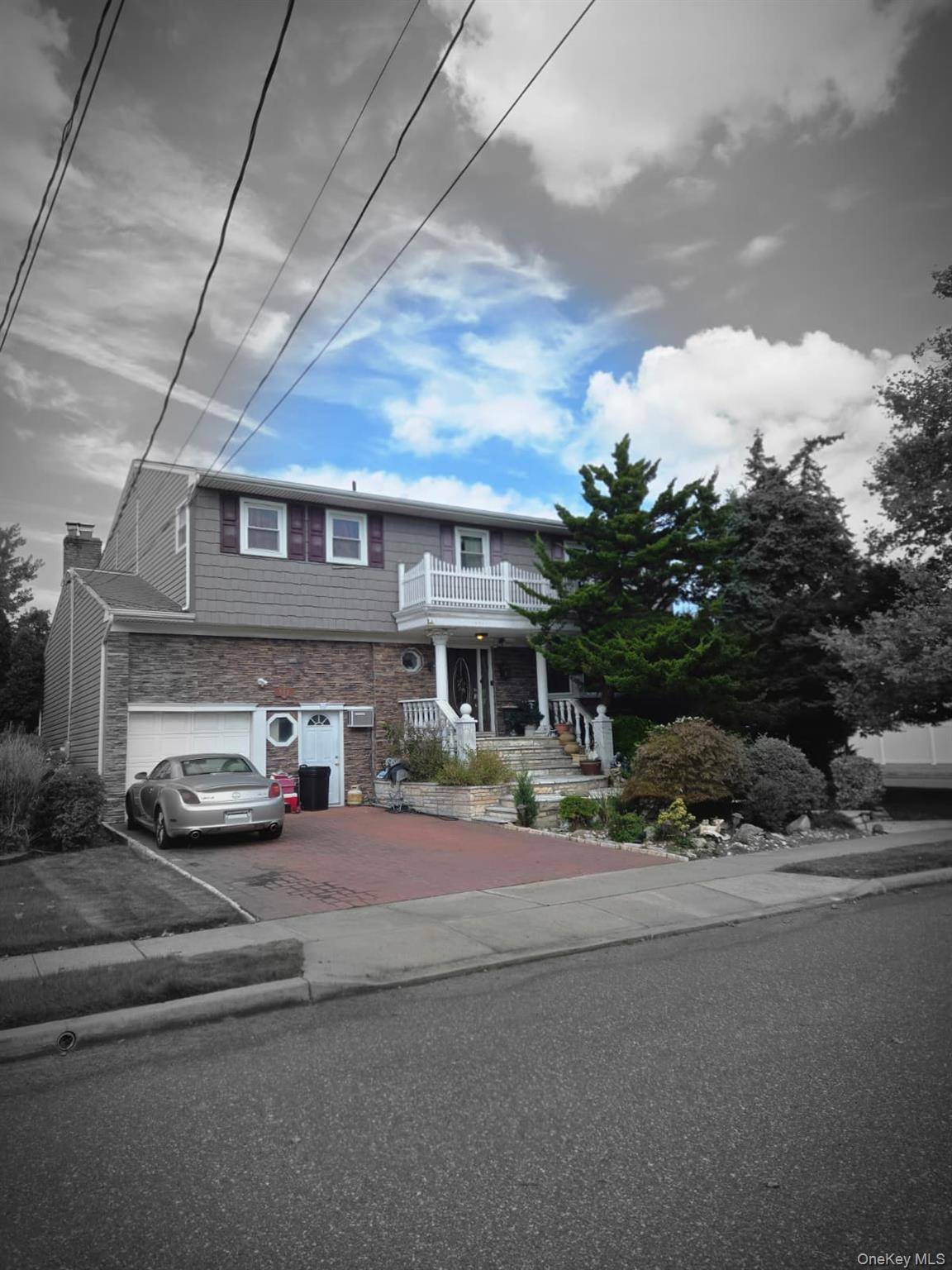 542 Hemlock DR, Cedarhurst, NY 11516