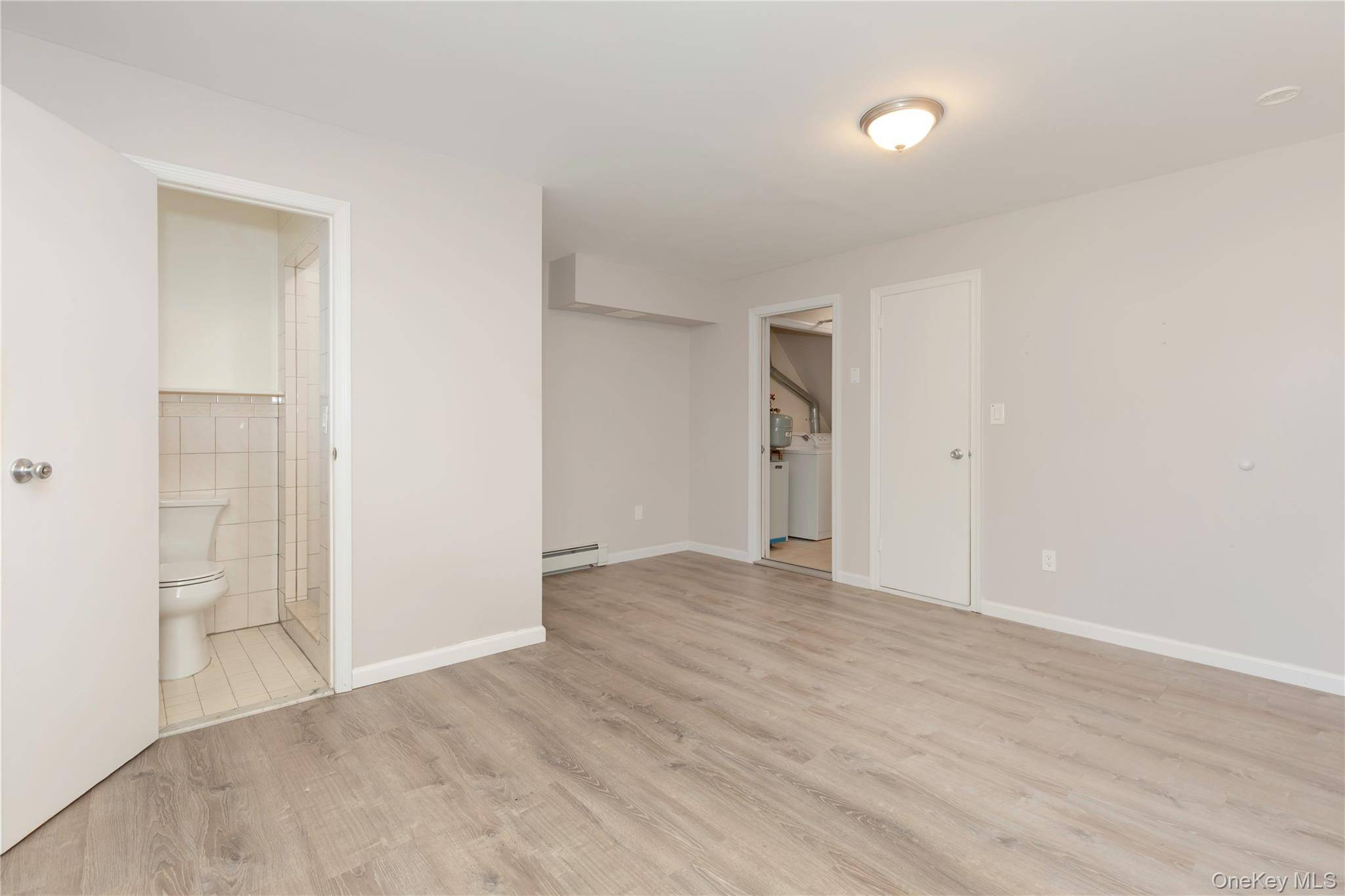 223 Ditmars ST, Bronx, NY 10464