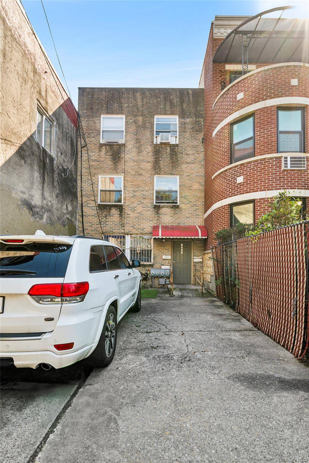 1554 Saint Marks AVE, Brooklyn, NY 11233