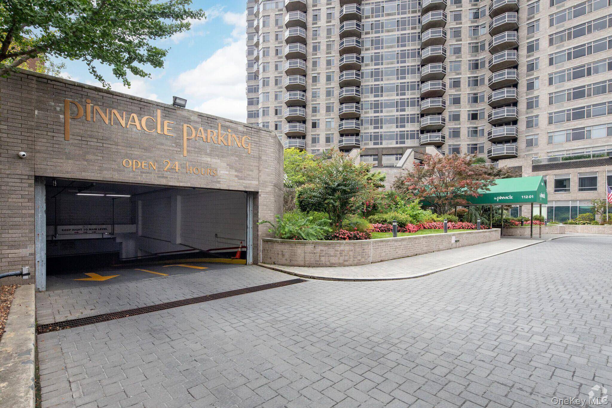 112-01 Queens BLVD #10D, Forest Hills, NY 11375