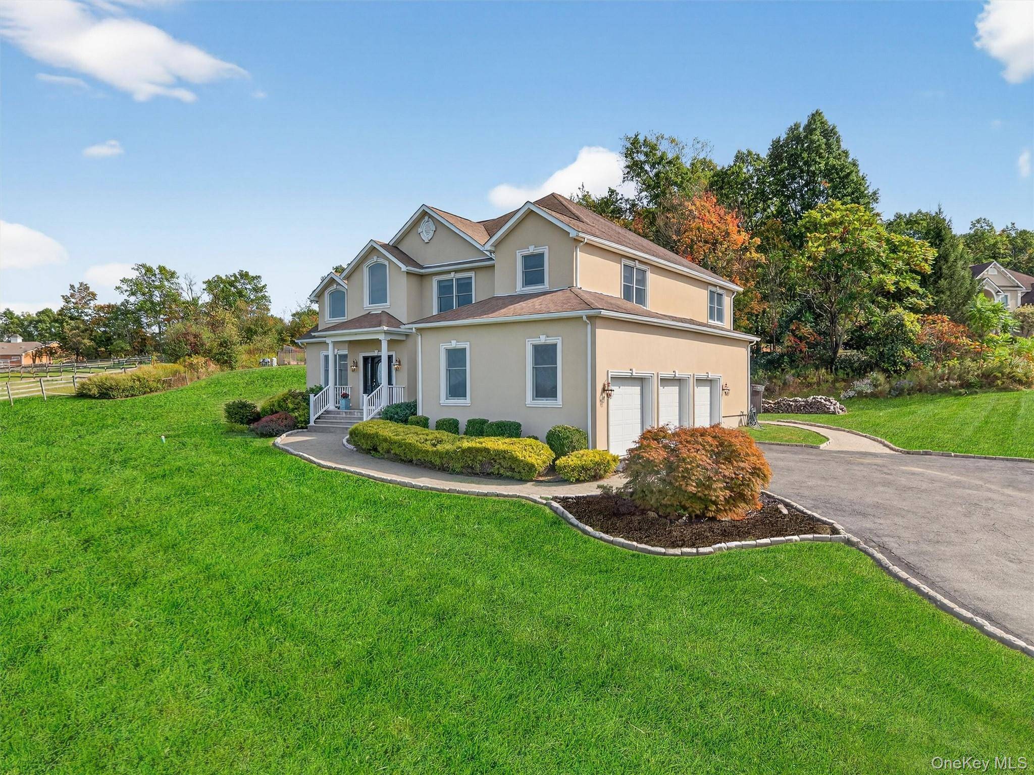 11 Dorian WAY, Campbell Hall, NY 10916