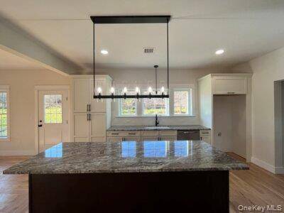 Lot #10 Azalea LN, Slate Hill, NY 10973