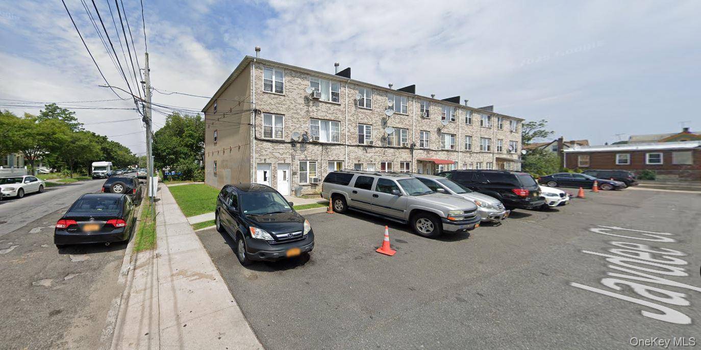 22-80 Jaydee CT, Far Rockaway, NY 11691