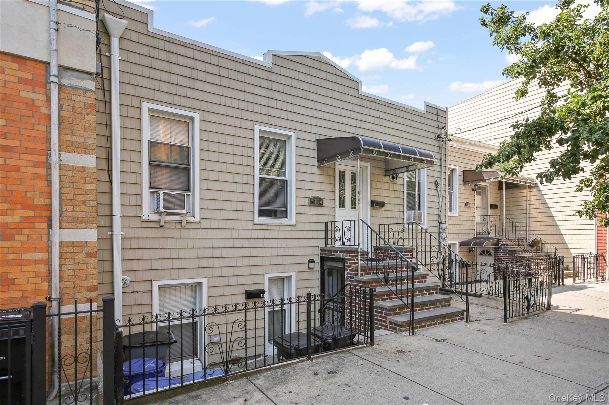 43-14 30th AVE, Astoria, NY 11103