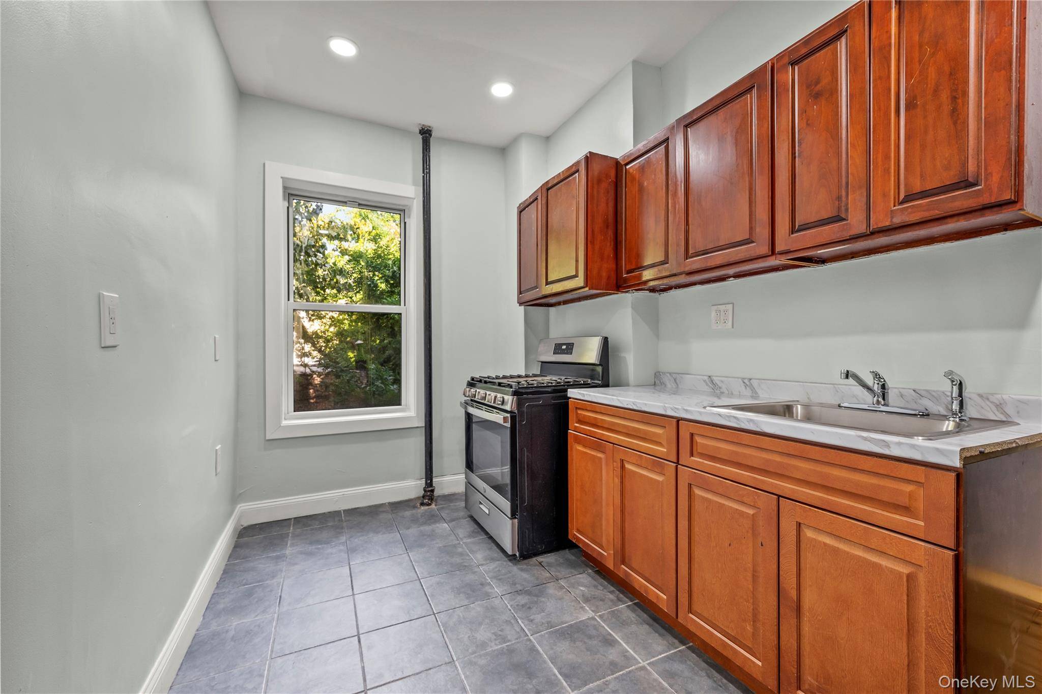 2023 Hughes AVE, Bronx, NY 10457