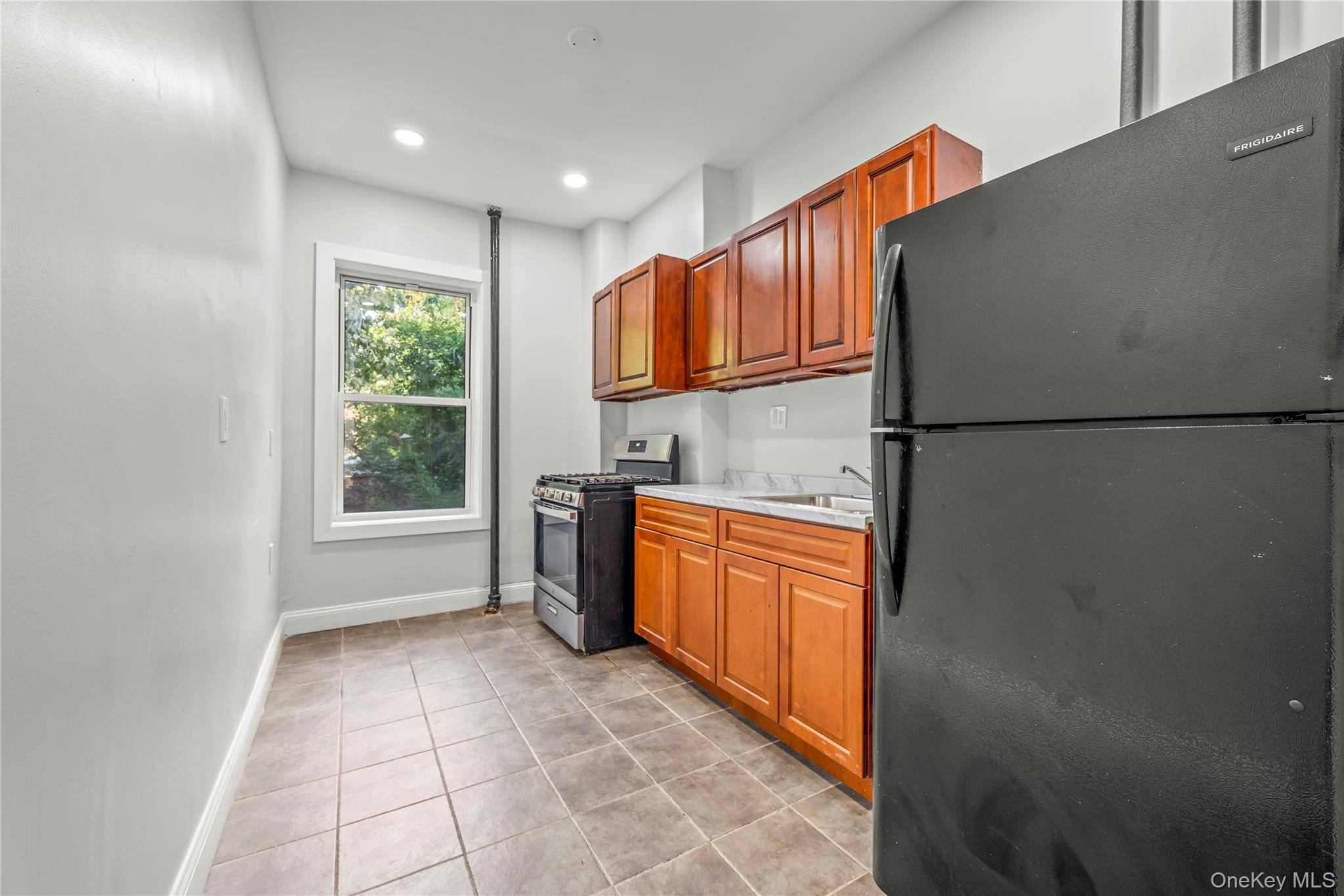 2023 Hughes AVE, Bronx, NY 10457
