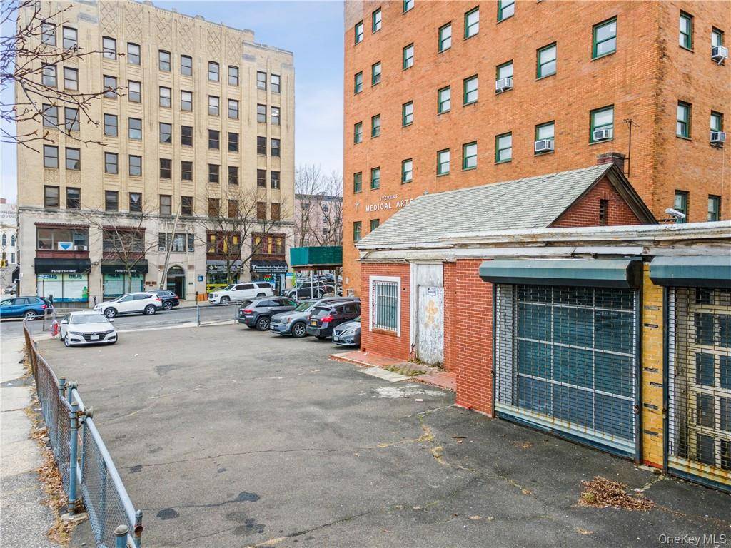 101 Stevens AVE, Mount Vernon, NY 10550