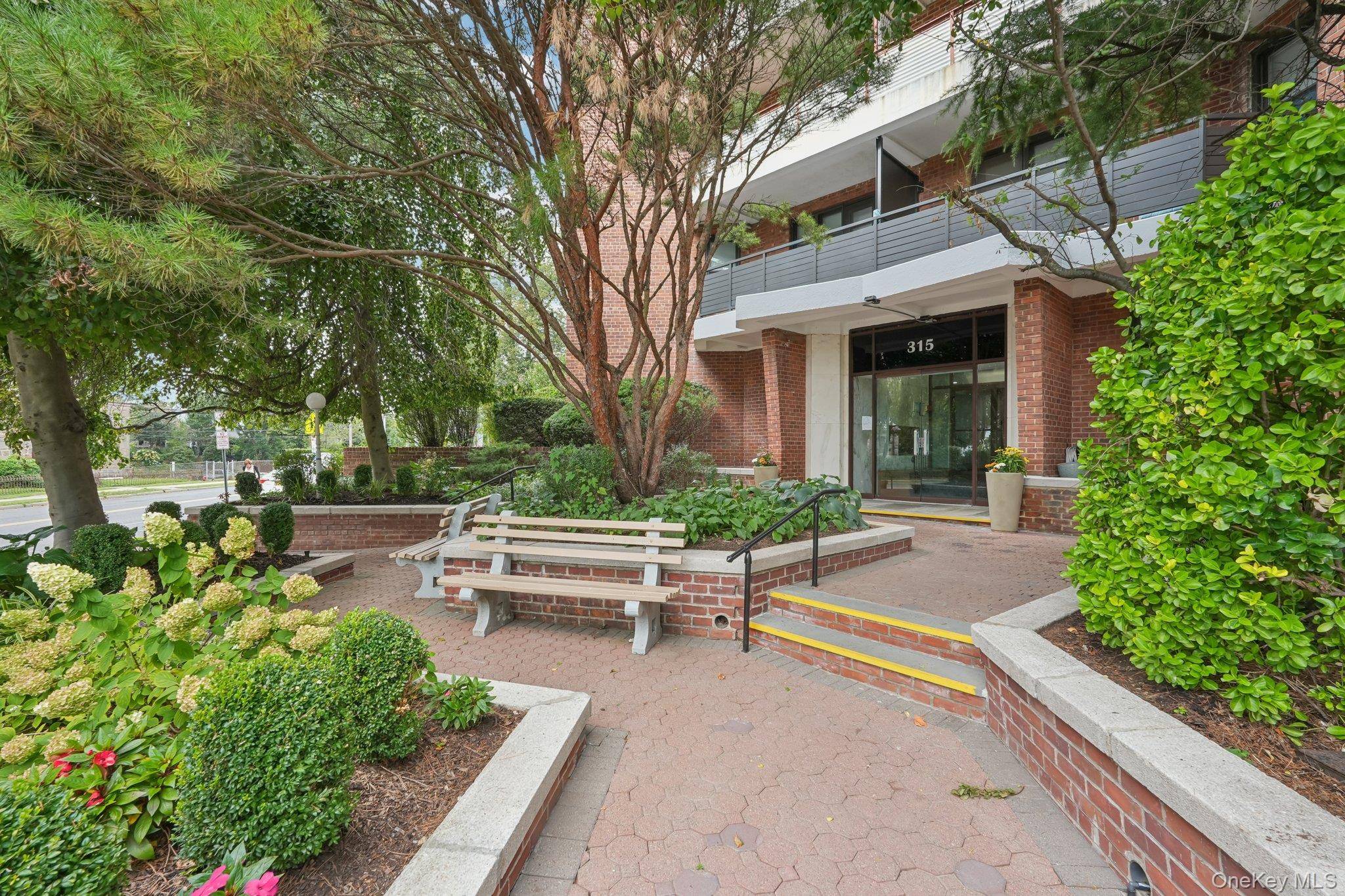 315 King ST #1L, Port Chester, NY 10573