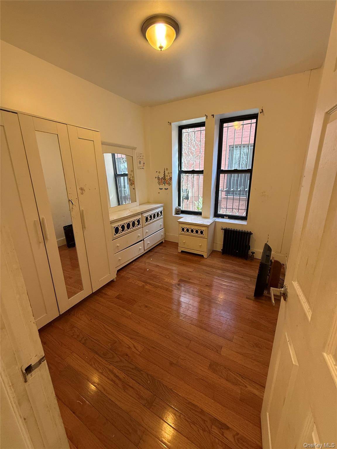 737 SHEFFIELD AVE #1R, Brooklyn, NY 11207