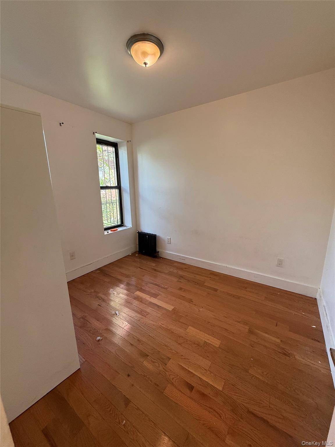 737 SHEFFIELD AVE #1R, Brooklyn, NY 11207
