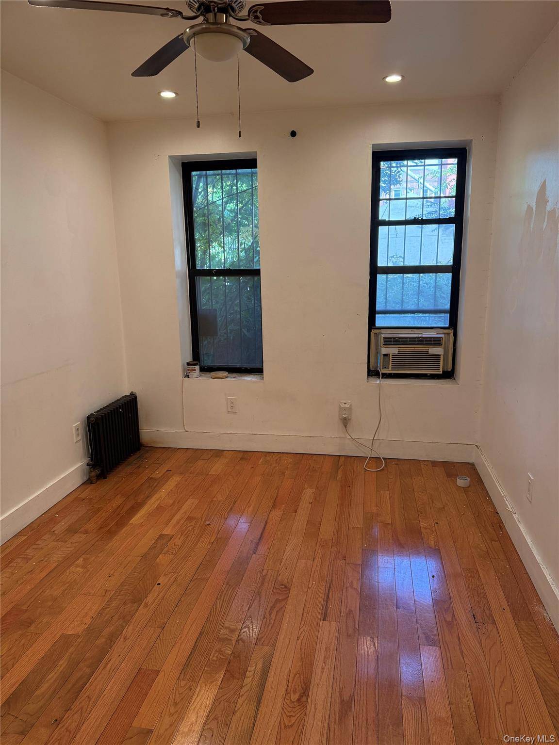 737 SHEFFIELD AVE #1R, Brooklyn, NY 11207