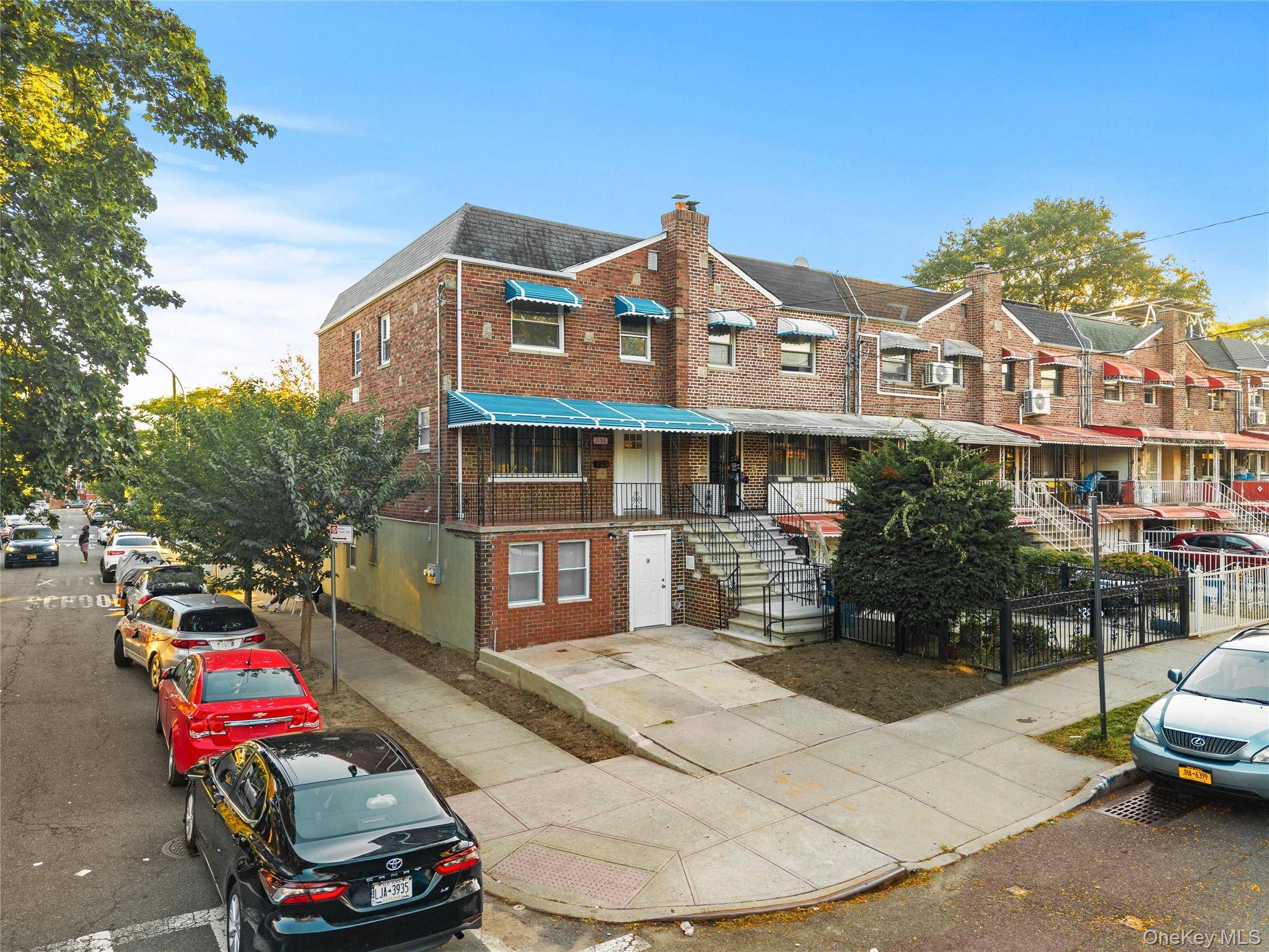 1150 E 214th ST, Bronx, NY 10469