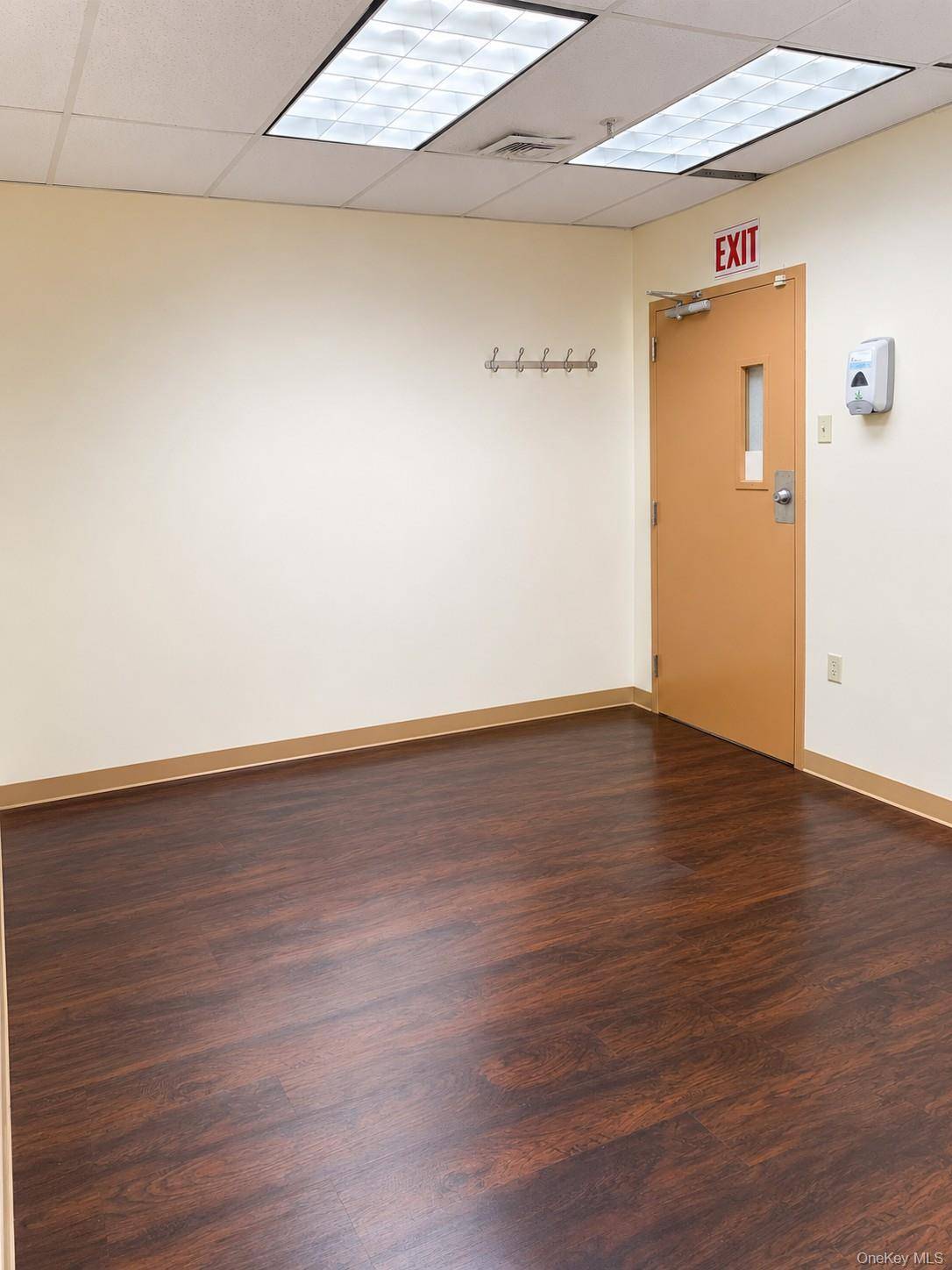 249-02 Jericho Turnpike #205/206, Floral Park, NY 11001