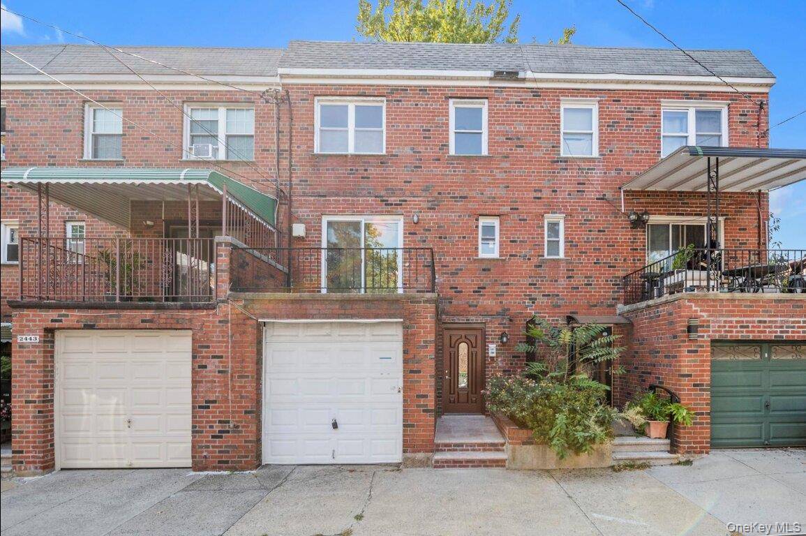 2445 Lurting AVE, Bronx, NY 10469