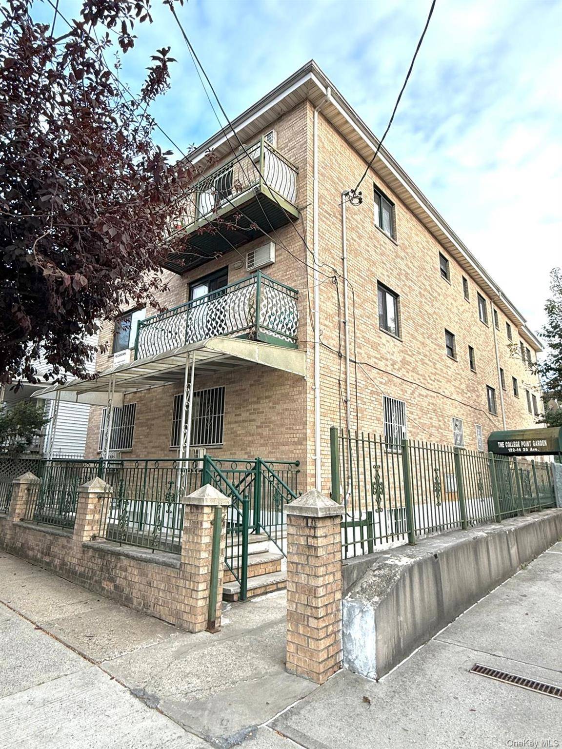 12214 25th AVE #3A, College Point, NY 11356