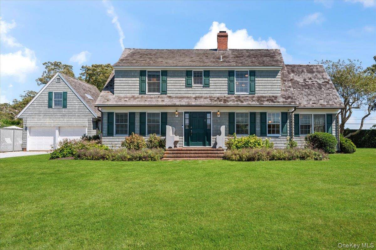 2 Strongs LN, Water Mill, NY 11976
