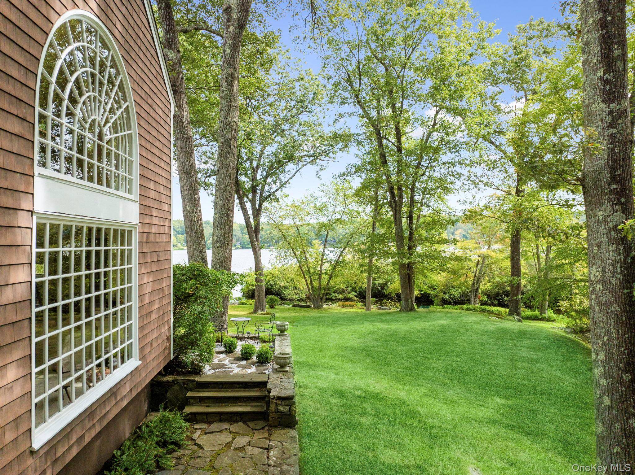 93 Cross Pond RD, Pound Ridge, NY 10576