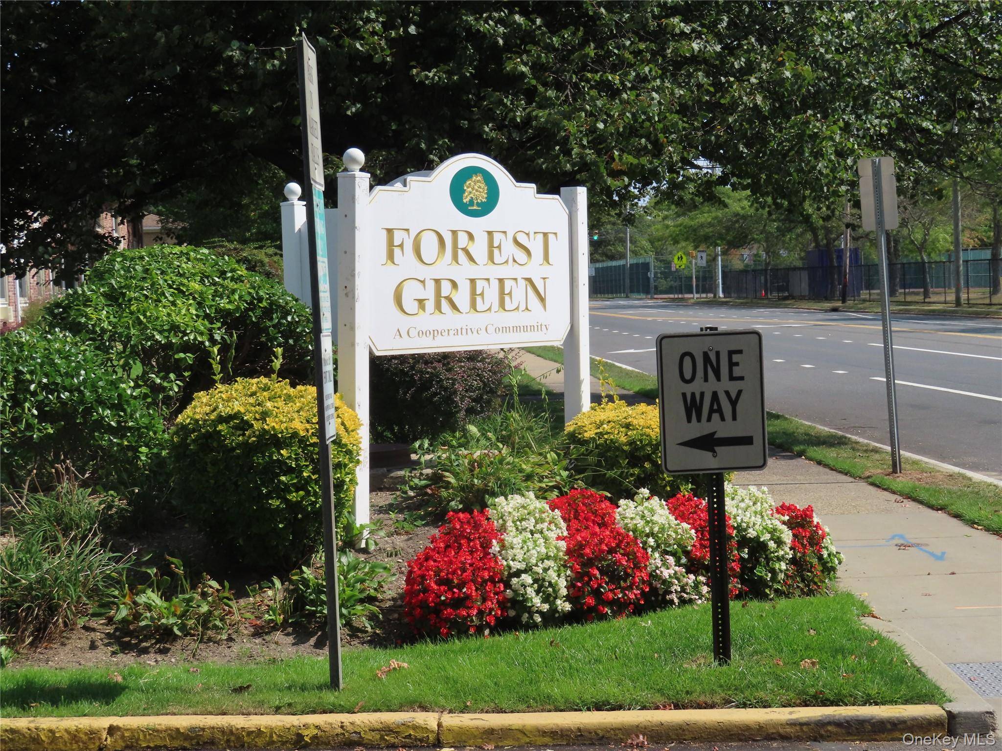 2449 (B) #16 A Union BLVD #16A, Islip, NY 11751