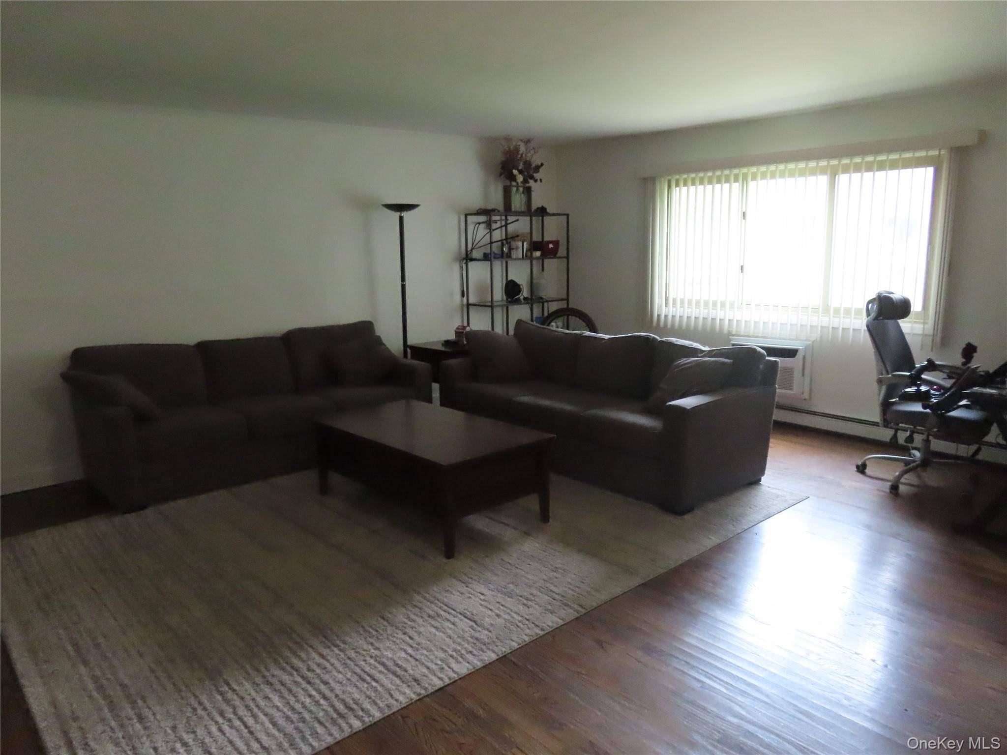 2449 (B) #16 A Union BLVD #16A, Islip, NY 11751