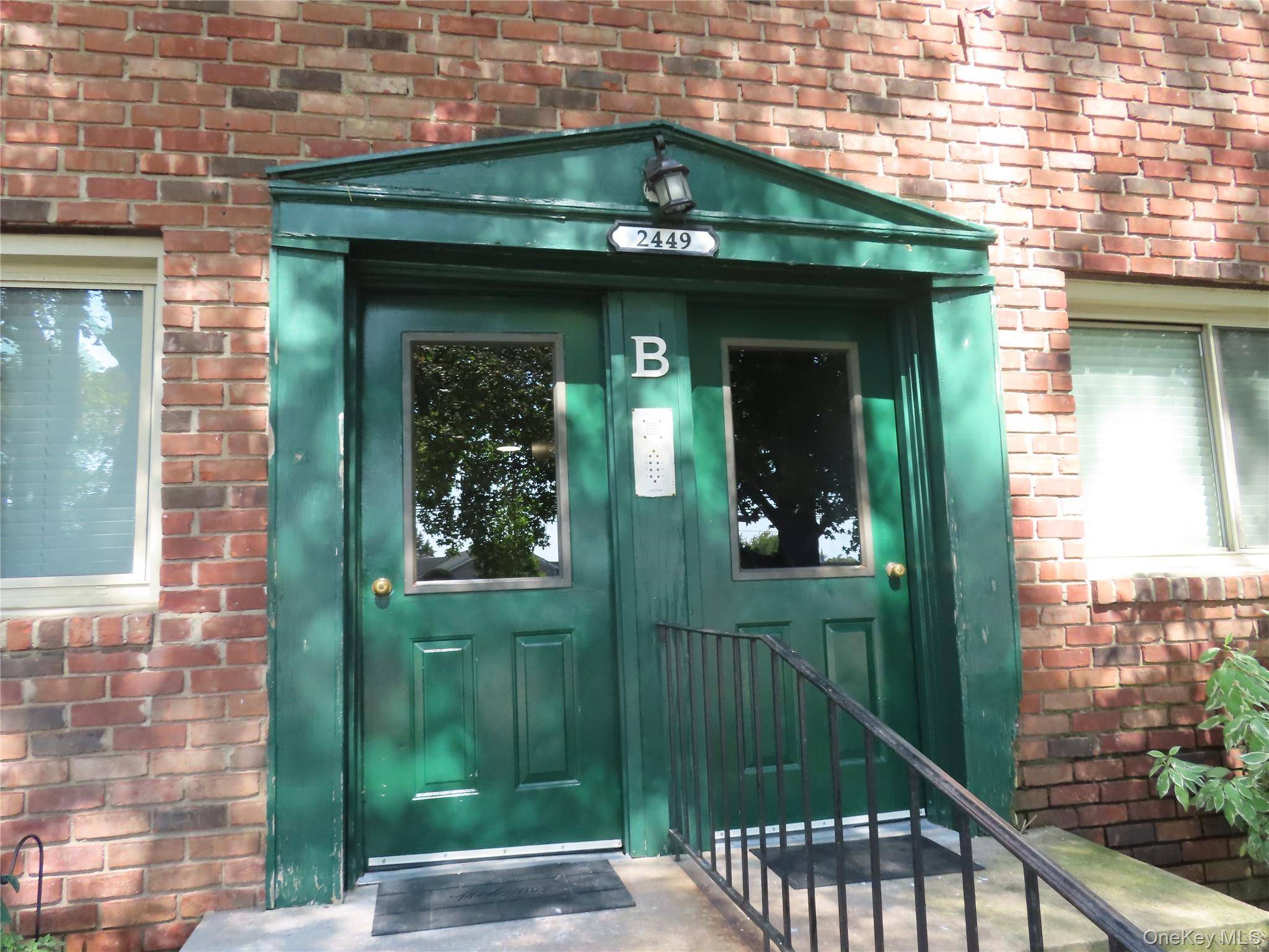 2449 (B) #16 A Union BLVD #16A, Islip, NY 11751
