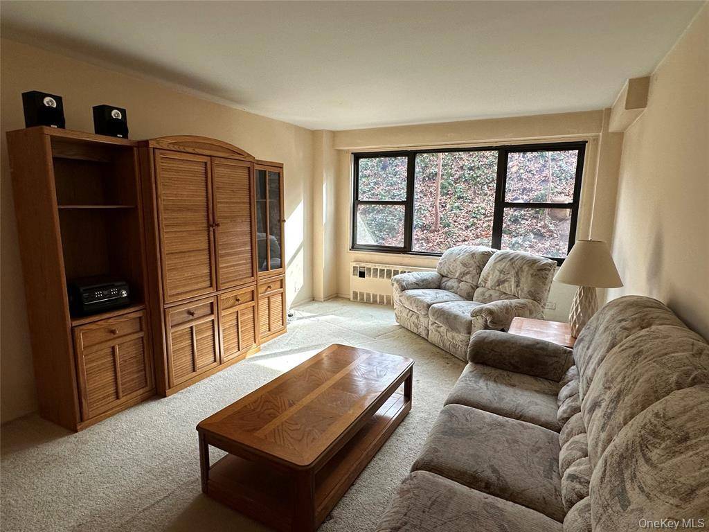 123-40 83rd AVE #2C, Kew Gardens, NY 11415