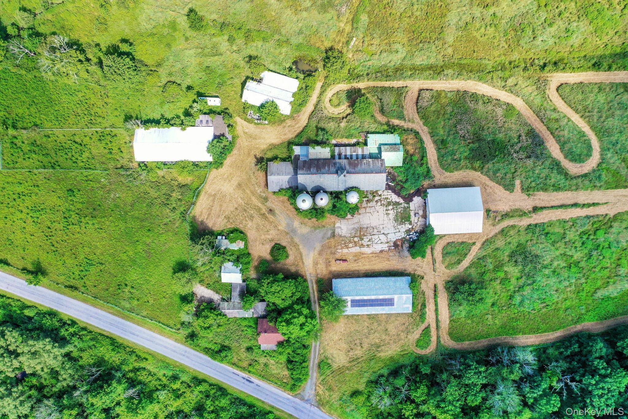38 Browns RD, Greenville, NY 10998