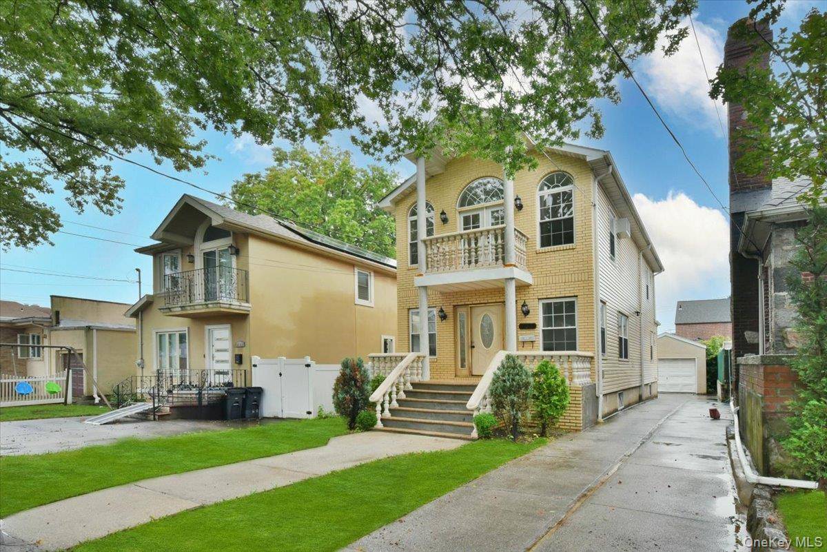 8135 166th ST, Hillcrest (queens), NY 11432