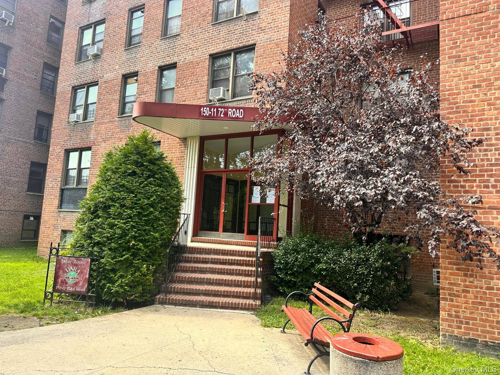 150-11 72nd RD #6F, Flushing, NY 11367