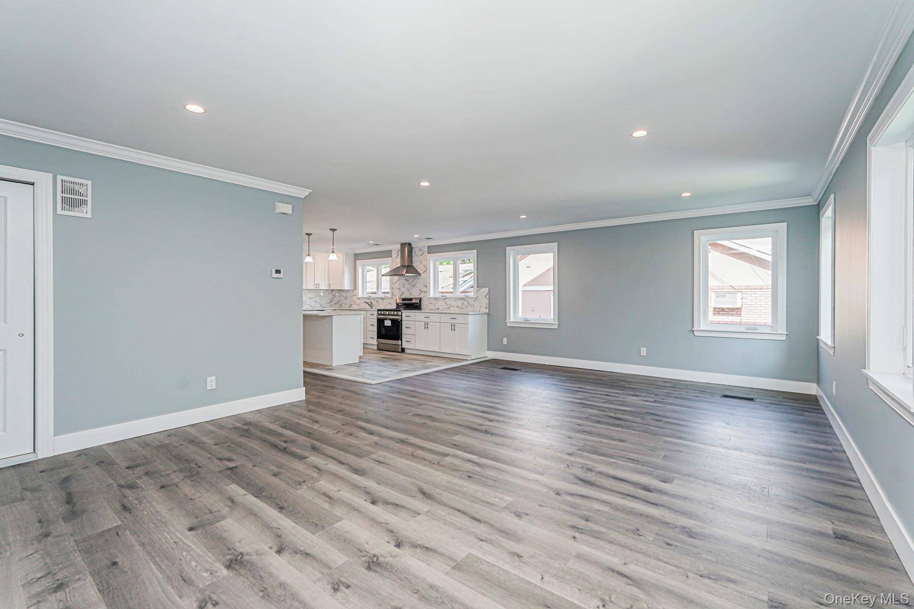 72 Goodall ST, Staten Island, NY 10308