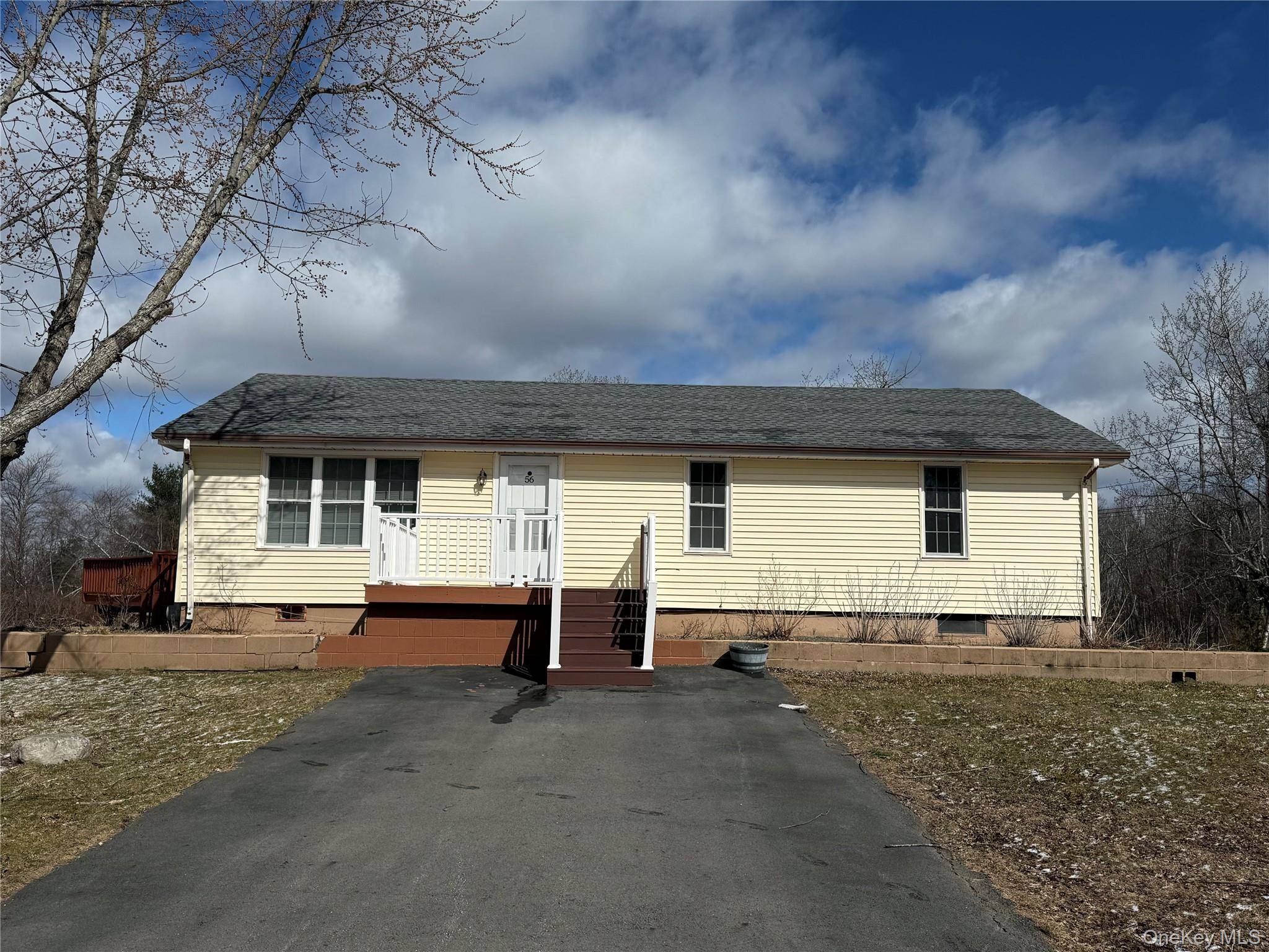 56 Club LN, Rock Hill, NY 12775