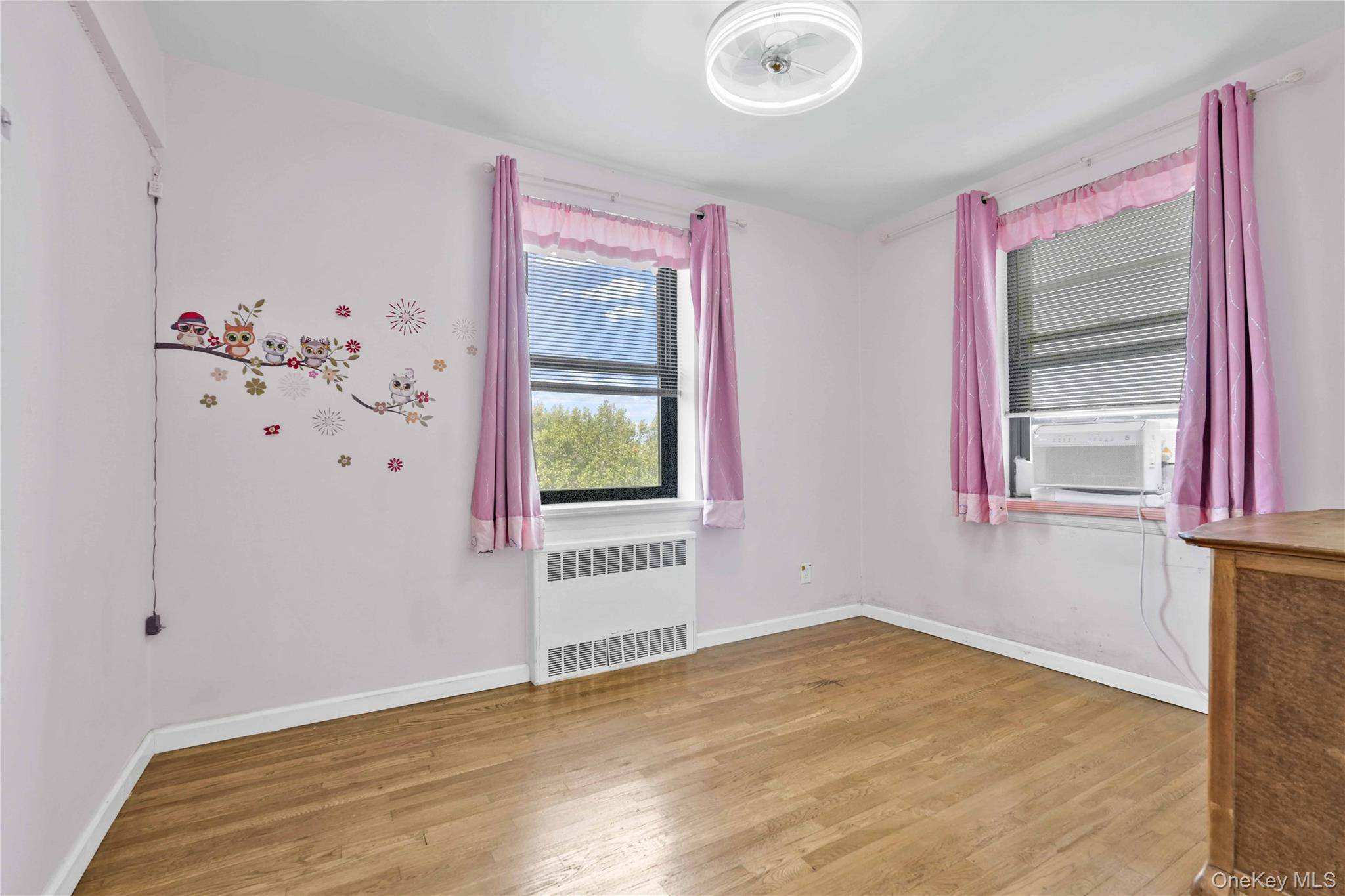 28-08 141st ST #4C, Flushing, NY 11354
