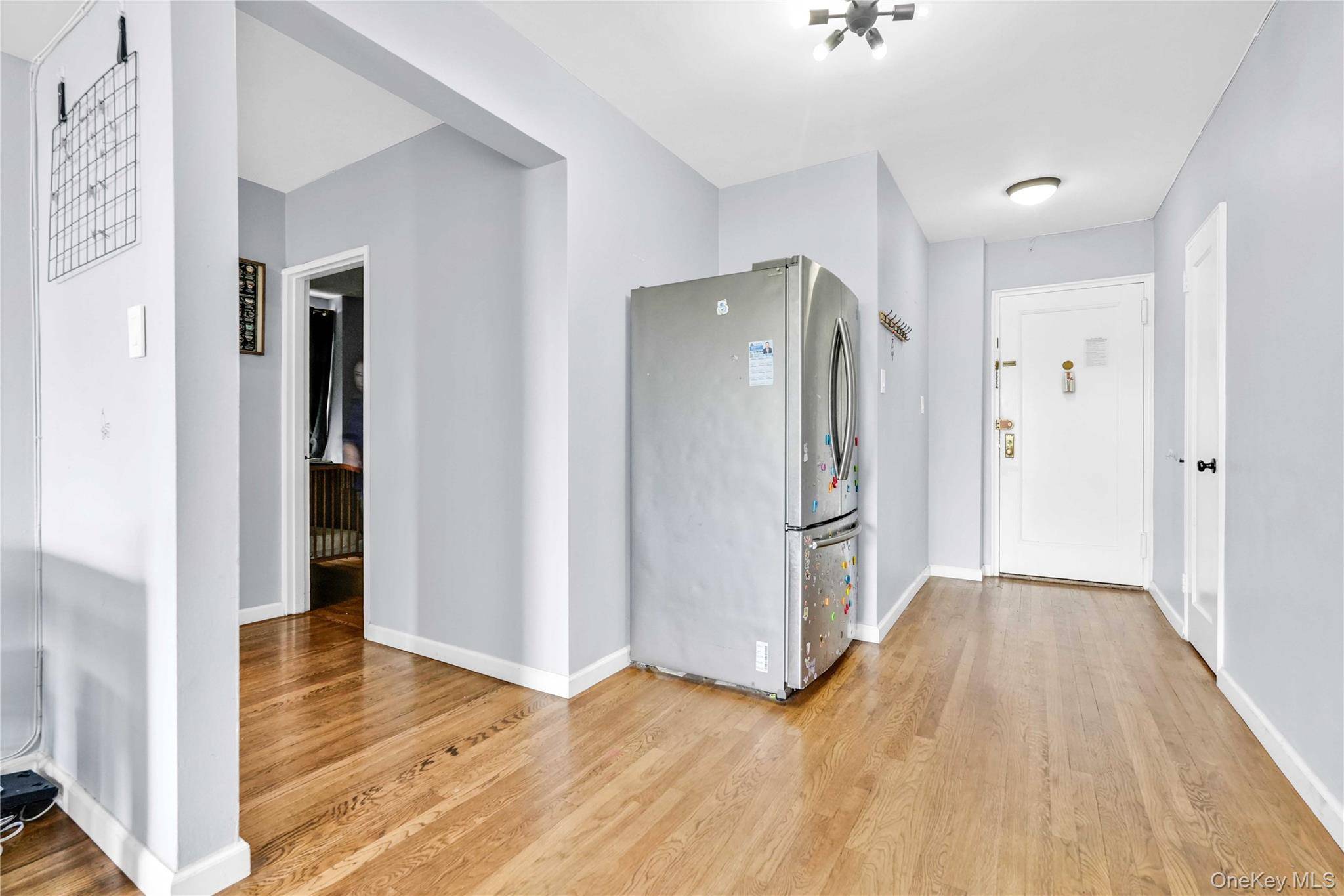 28-08 141st ST #4C, Flushing, NY 11354