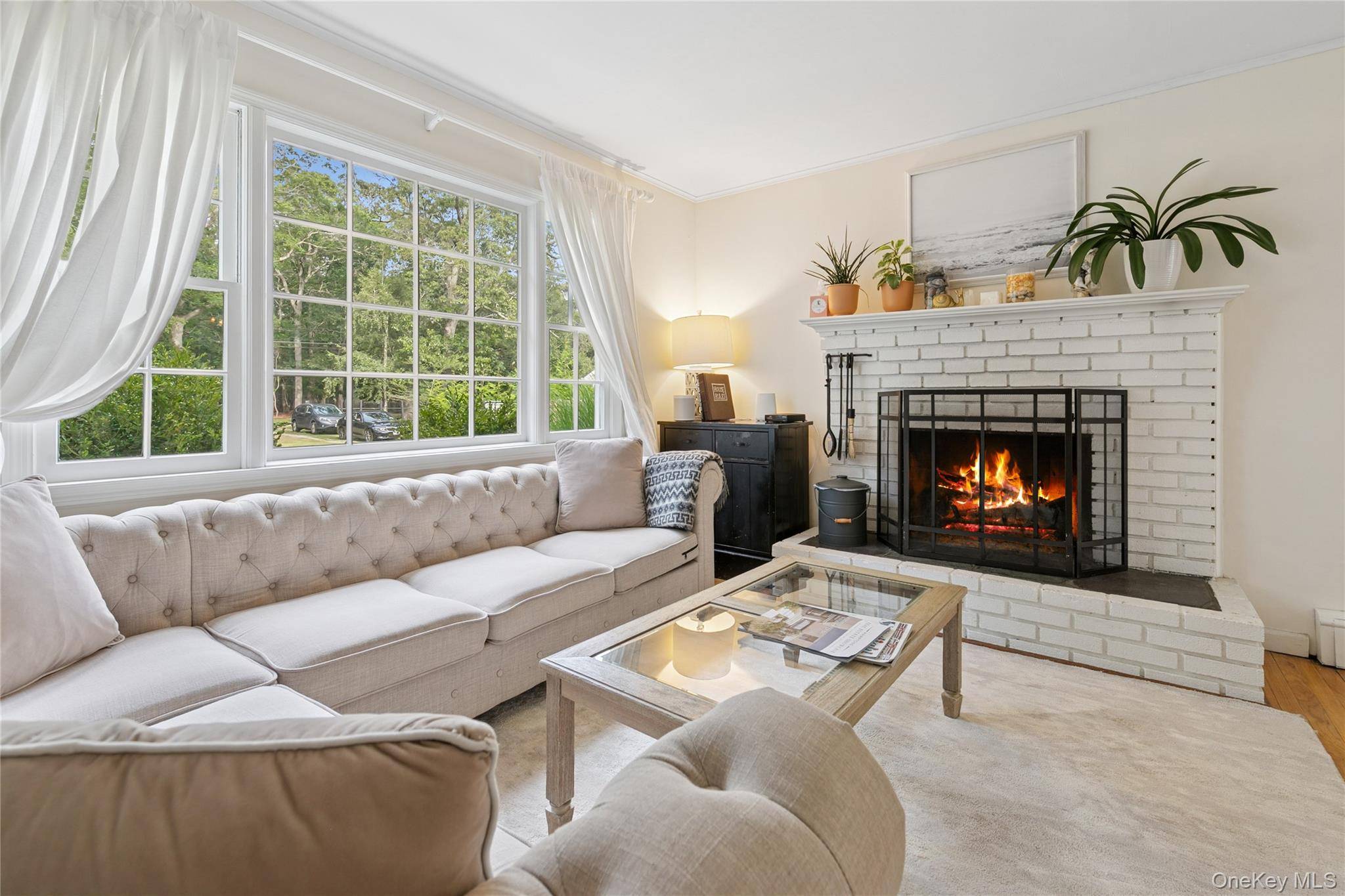 1181 FIREPLACE RD, East Hampton, NY 11937