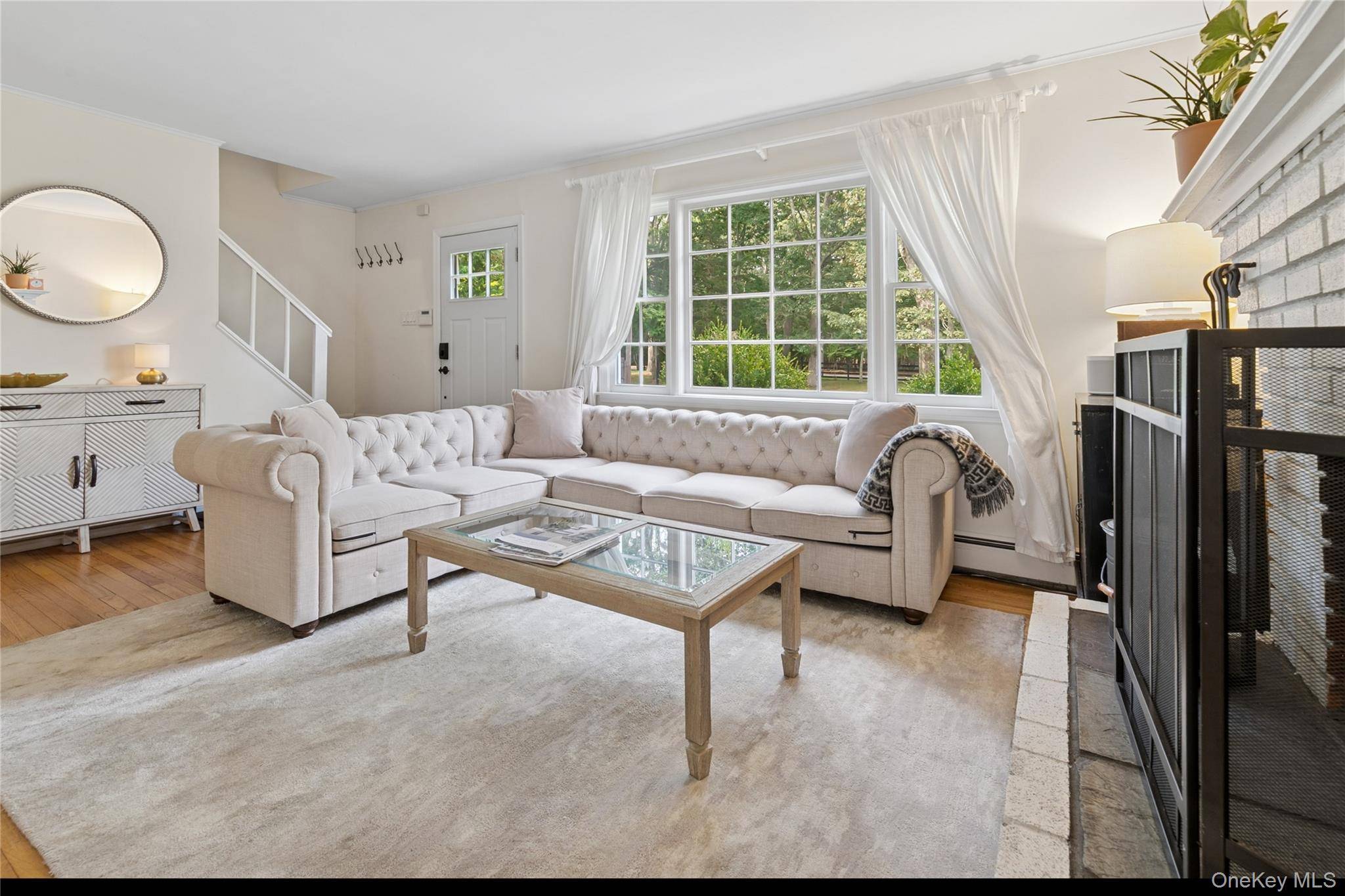 1181 FIREPLACE RD, East Hampton, NY 11937