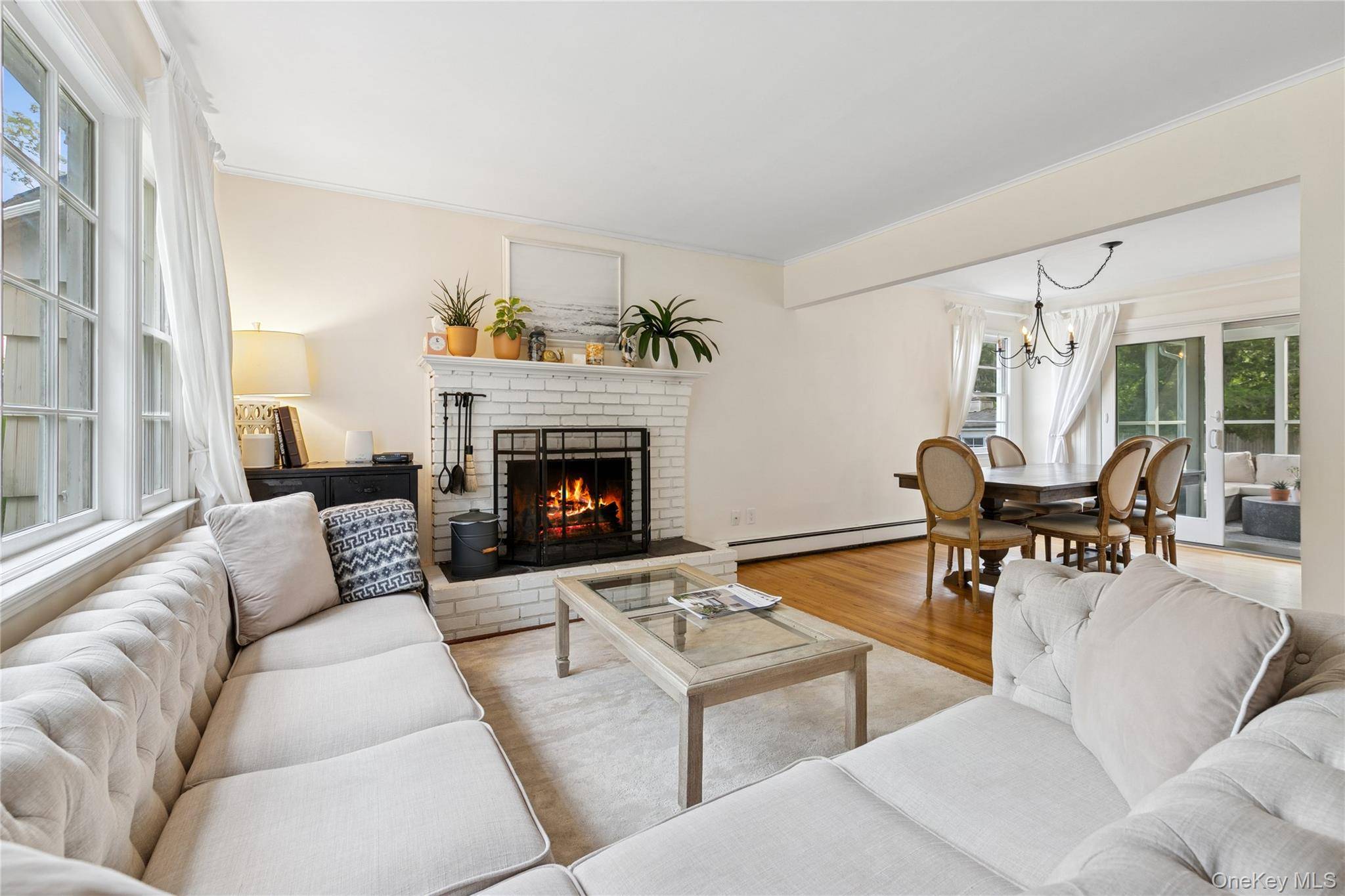 1181 FIREPLACE RD, East Hampton, NY 11937