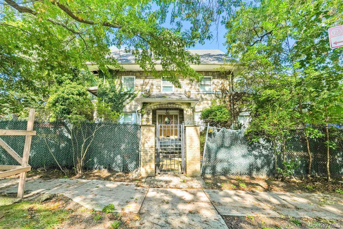 81-26 Austin ST, Kew Gardens, NY