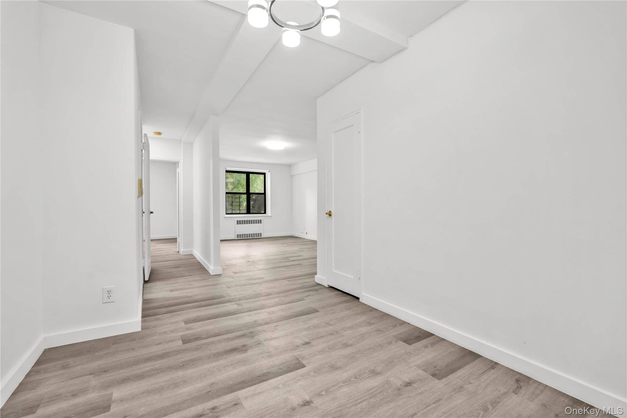 29-14 139th ST #1A, Flushing, NY 11354